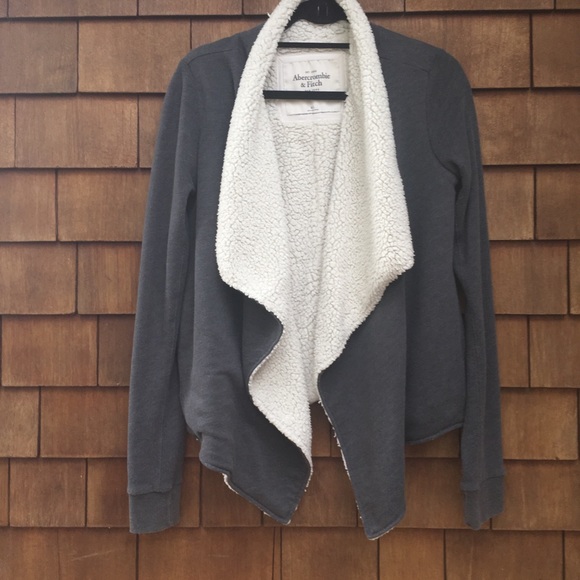 Abercrombie & Fitch Sweaters - Abercrombie & Fitch Sherpa Gray Cardigan M/L
